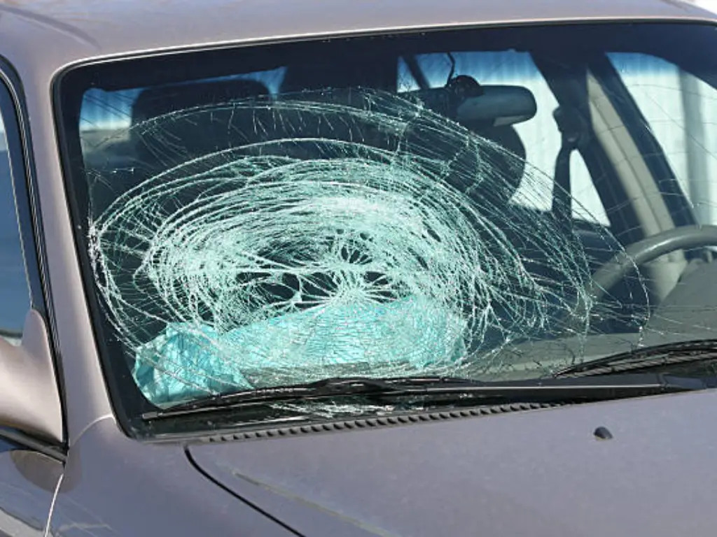 how to protect windshield from rocks