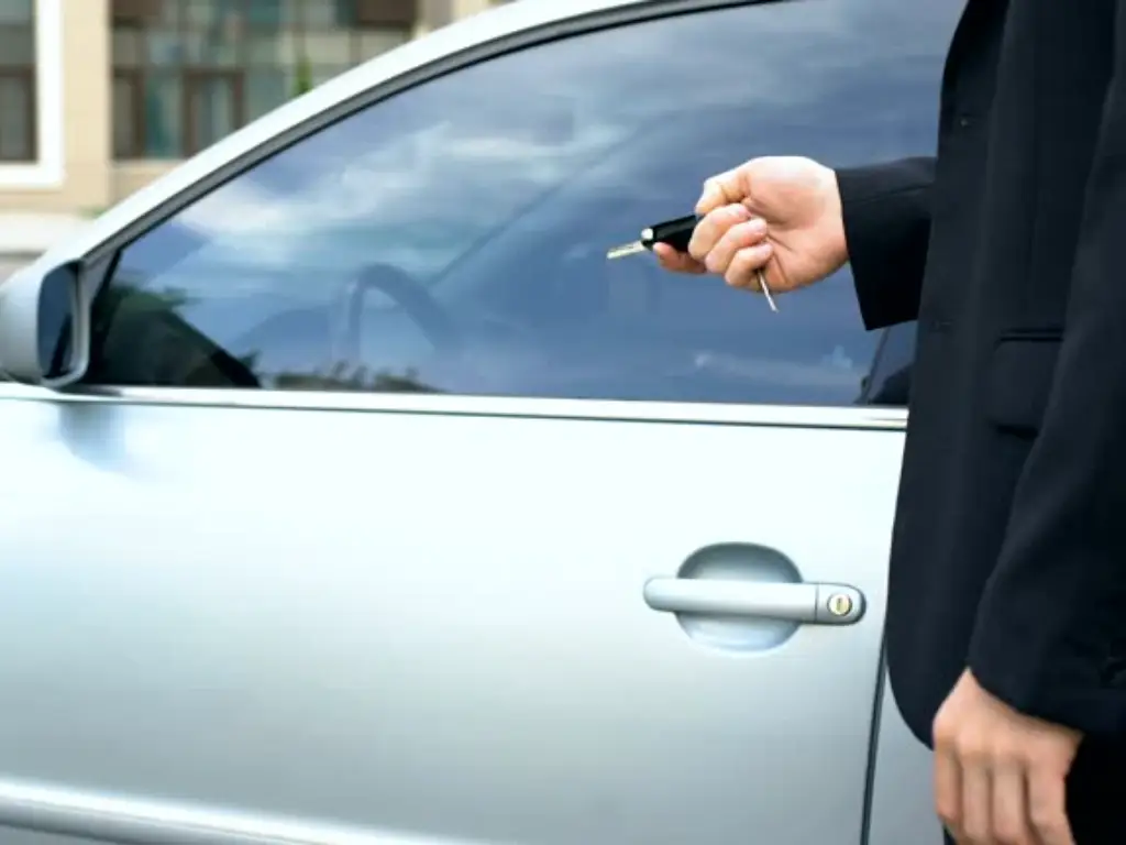 can you tint a leased car